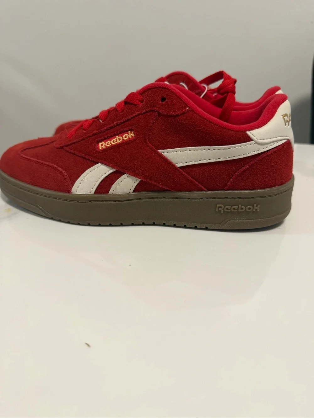 Reebok Red Suede Gum Sole Retro Sneakers Women’s 7.5 NWT